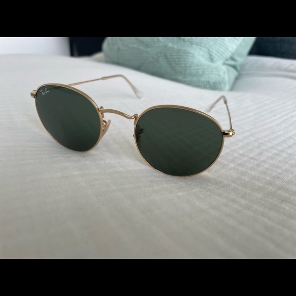 Round Ray Ban Sunglasses - Picture 5 of 6
